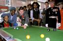 Shooting pool in the Pear Tree Coffee Bar, Derby, in 1981 (PA Images/Alamy Stock Photo)