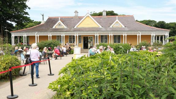 Great British Life: The popular Pavilion Tea Room and Restaurant in Ashton Gardens Great British Life: The popular Pavilion Tea Room and Restaurant in Ashton Gardens