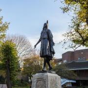 A statue in the churchyard of St George's Church commemorates the remarkable life of Native American princess Pocahontas Credit: Visit Kent