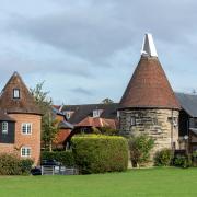 Old oast houses converted to housing, Wadhurst (c) Andrew Hasson