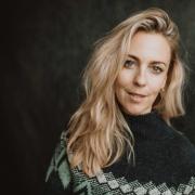 Miranda Raison.