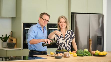 Michael Mosley and Clare Bailey. Photo: The Fast 800