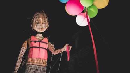 L’Homme Debout are bringing a giant puppet parade to Norwich city centre